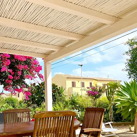 Holiday home Bouganville
