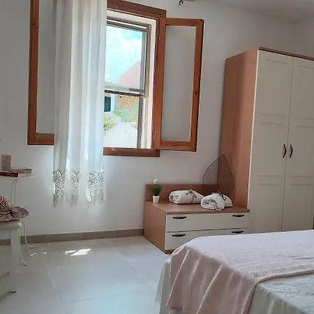 Bouganville Valledoria (Sardinia)
