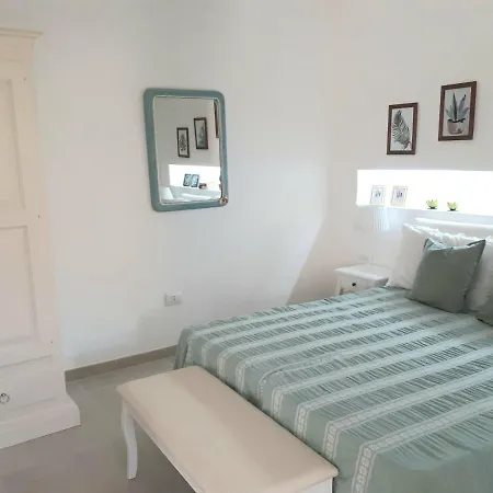 Casa vacanze Bouganville Valledoria (Sardinia)