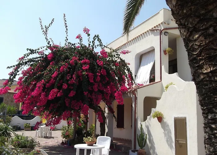 Vakantiehuis Bouganville Valledoria (Sardinia)